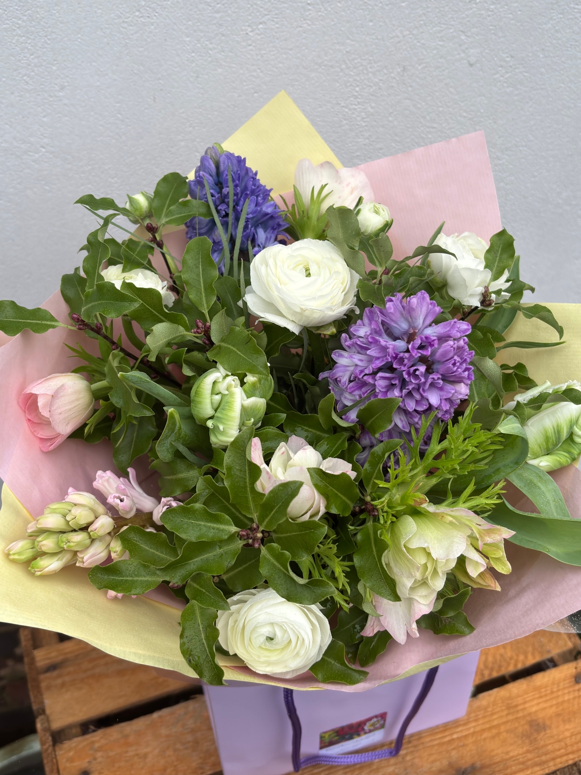 Spring Bouquet Gift Bag