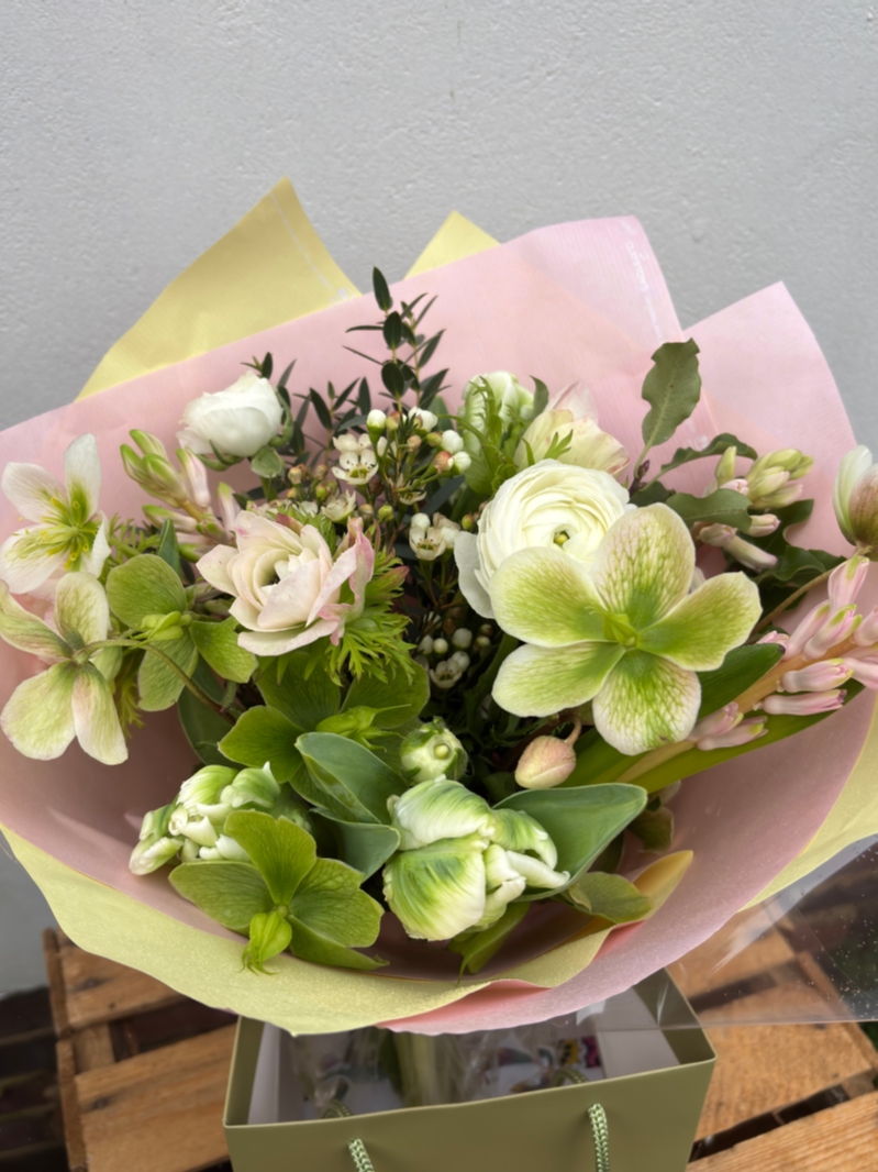 Spring Bouquet Gift Bag