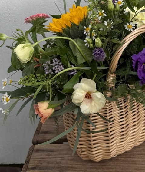 Floral Basket Arrangement Large